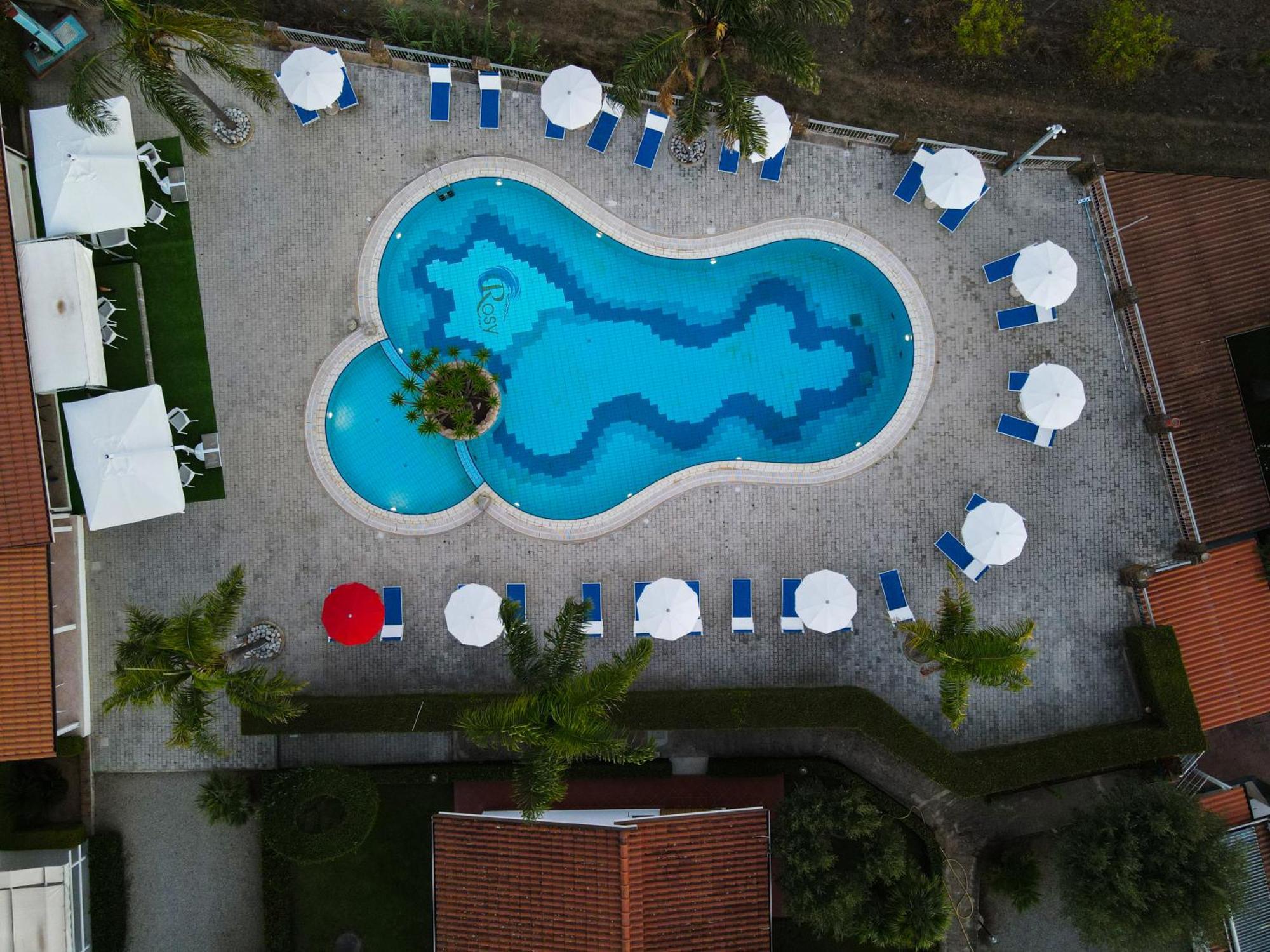 Residence Rosy Capo Vaticano Exterior foto
